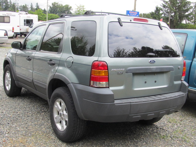 2005 Ford Escape XLT 2WD | By Pass Auto Sales